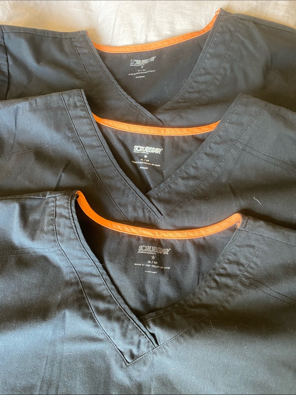 Scrubstar scrubs size L/XL - Picture 2 of 9